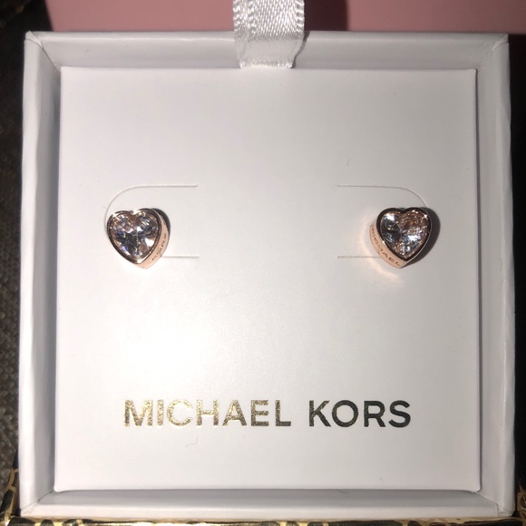 NIB MICHAEL KORS ROSE GOLD HEART💗 STUDS - Picture 1 of 5